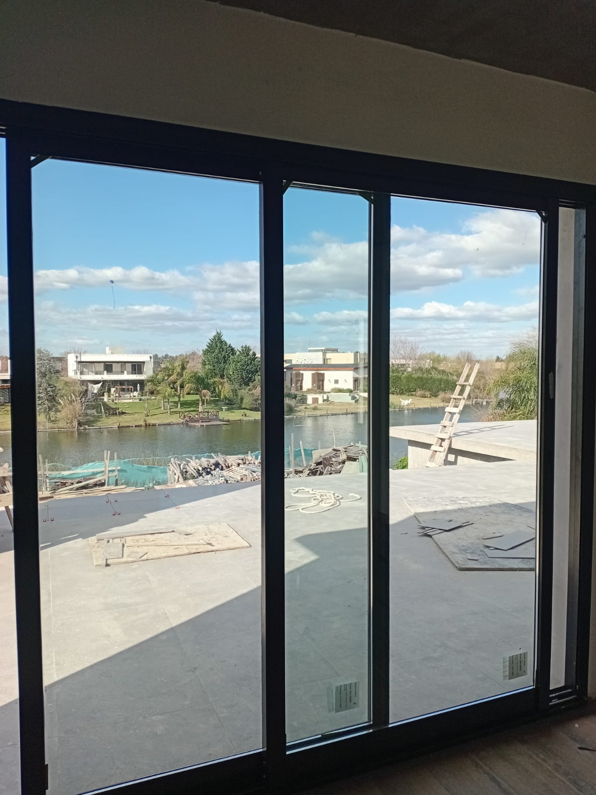 Ventana Banderola para Ventilación